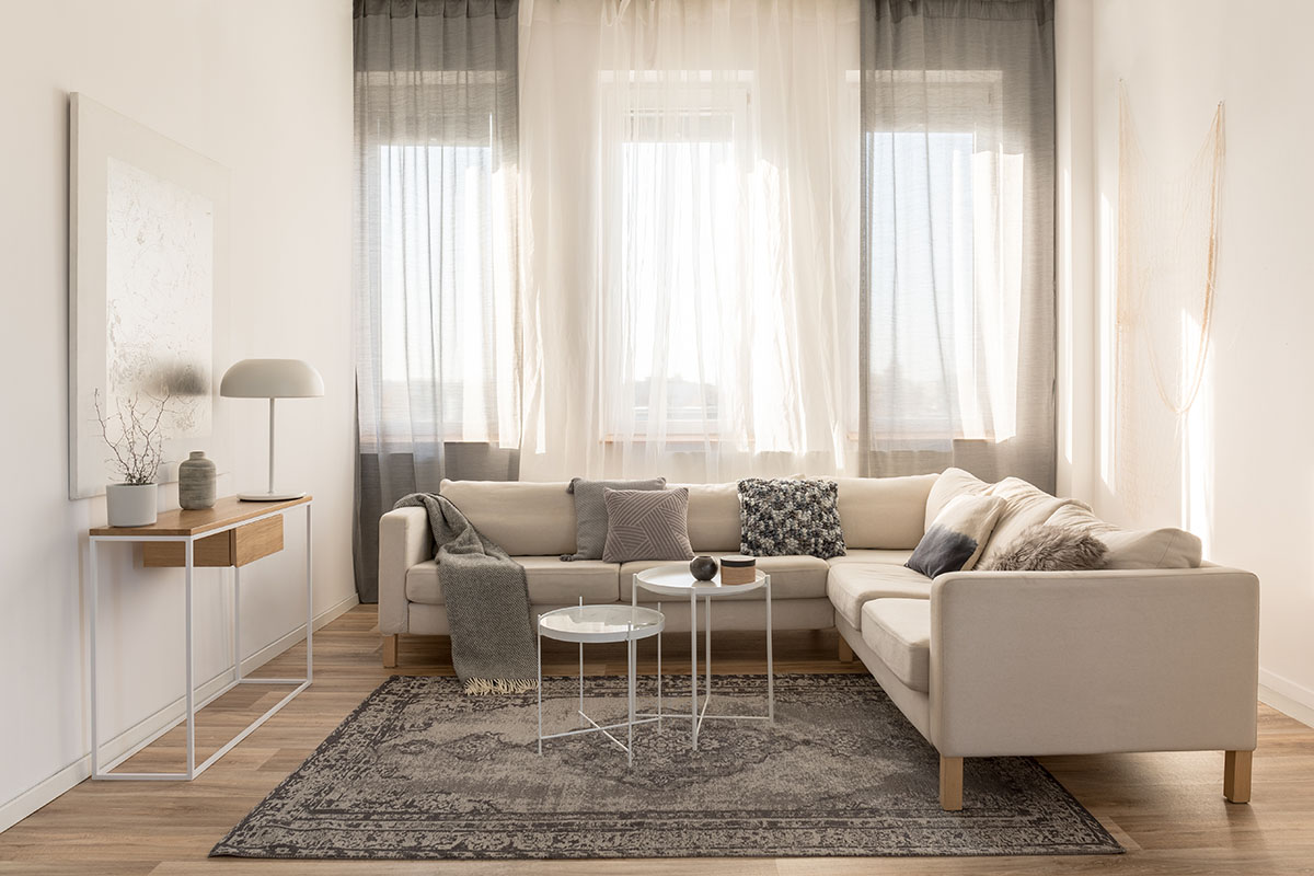 Do Curtains Make A Room Look Smaller